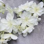 Гілка дельфініума. Біла. 85 см.